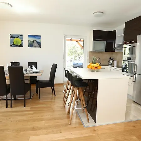 Apartamento Parlov 1 Podstrana